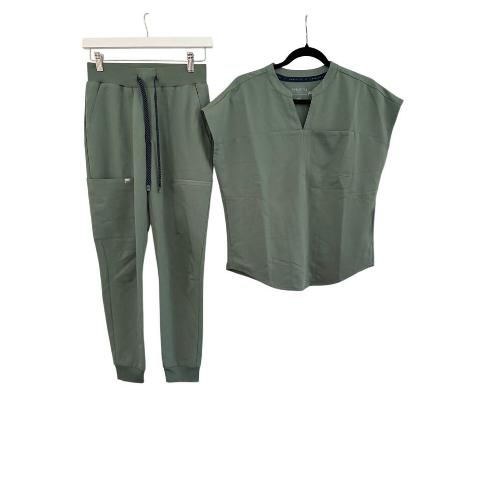 Fabletics NWOT XXS Sage Scrub Joggers & XXS Evolve Scrub Top READ